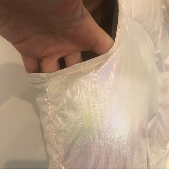 Noize Puffer Aurora opal iridescent puffer vest | Sz M - Picture 8 of 16